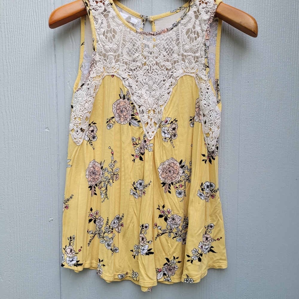 Maurices Yellow Floral Crochet Top Size Small